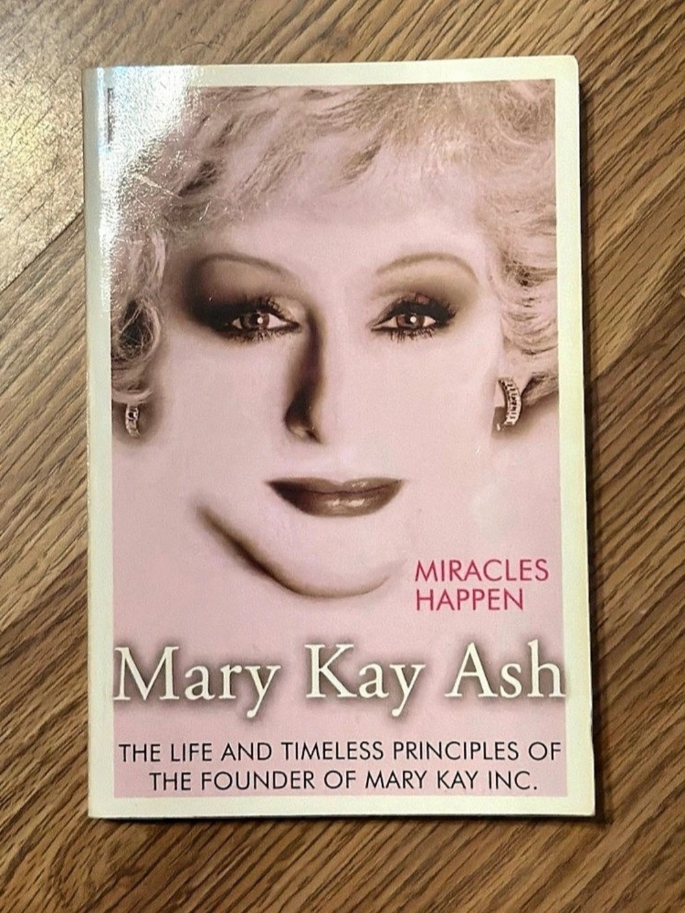 Quill Miracles Happen Mary Kay Ash9 Book Pink